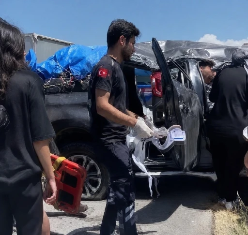 Refahiye&rsquo;de feci kaza: 17 yaşındaki gen&ccedil; hayatını kaybetti, 3 kişi yaralandı
