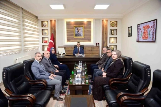 Rekt&ouml;r Kibar Sarıg&ouml;l&rsquo;de temaslarda bulundu
