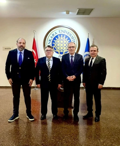 Rekt&ouml;r &Ouml;z&ouml;l&ccedil;er&rsquo;den Ankara &Uuml;niversitesi Rekt&ouml;r Yardımcısı Uzun&rsquo;a Hayırlı Olsun ziyareti
