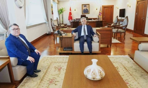 Rekt&ouml;r &Ouml;z&ouml;l&ccedil;er&rsquo;den Danıştay Başkanı Yiğit&rsquo;e ziyaret
