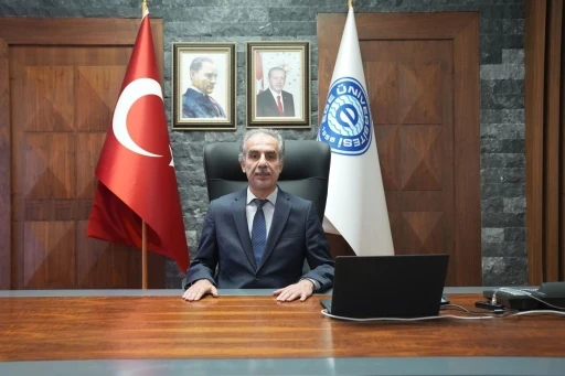 Rekt&ouml;r Prof. Dr. Alcı: "Gen&ccedil;lerimizi geleceğin yetkinlikleri ile donatacağız"
