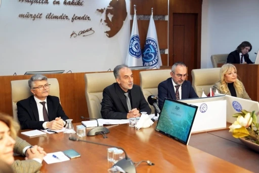 Rekt&ouml;r Prof. Dr. Alcı: "&Uuml;niversitemizin hedefleri i&ccedil;in el ele g&ouml;n&uuml;l g&ouml;n&uuml;le yekv&uuml;cut olacağız"
