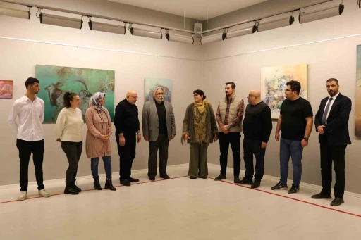 Ressam Cenk Mısırlıoğlu, SANKO Sanat Galerisi&rsquo;nde sergi a&ccedil;tı
