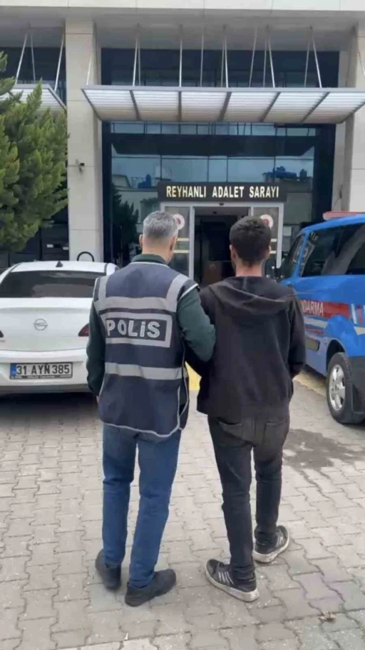 Reyhanlı&rsquo;da 22 su&ccedil;u bulunan şahıs yakalandı
