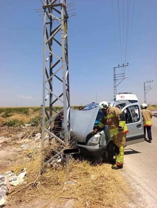 Reyhanlı&rsquo;da trafik kazası: 3 yaralı
