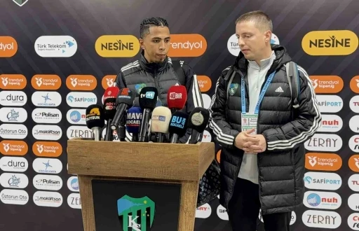 Rigoberto Rivas: "İlk yarıyı 3 puanla kapattığımız i&ccedil;in mutluyuz"
