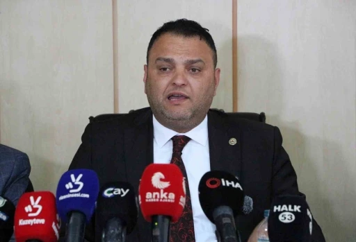 Rize’de çay üreticisine &quot;Hasada ara verin&quot; çağırısı
