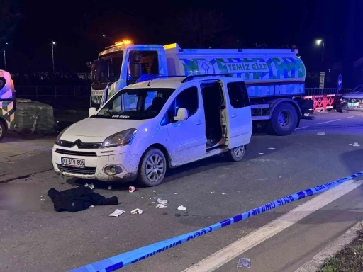 Rize&rsquo;de şantiye kavgası kanlı bitti: 2 iş&ccedil;i yaralı
