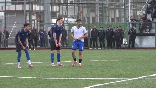 Rize U18 finali h&uuml;kmen değil, sahada tamamlandı
