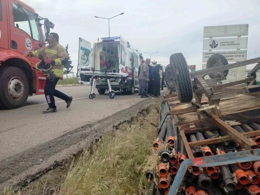 R&ouml;mork devrildi, 4 kişi tarlaya u&ccedil;tu
