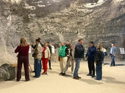 Rus ve Ukraynalı turistler &Ccedil;ankırı&rsquo;yı gezdi
