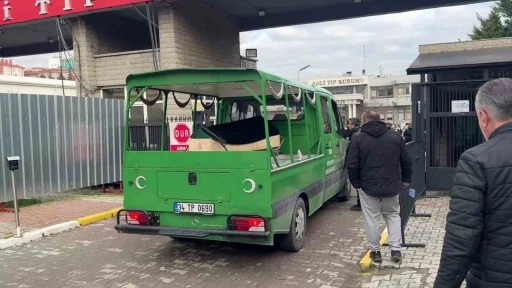 Rus y&uuml;z&uuml;c&uuml;ye ait olduğu değerlendirilen ceset Adli Tıp Kurumu&rsquo;na getirildi
