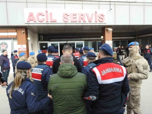 R&uuml;şvet operasyonunda 13 ş&uuml;pheli tutuklandı
