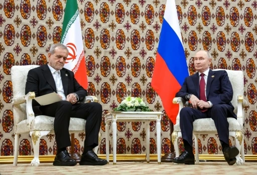 Rusya Devlet Başkanı Putin, İran Cumhurbaşkanı Pezeşkiyan ile g&ouml;r&uuml;şt&uuml;
