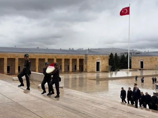 Rusya&rsquo;nın Ankara B&uuml;y&uuml;kel&ccedil;isi Vershinin&rsquo;den Anıtkabir&rsquo;e ziyaret
