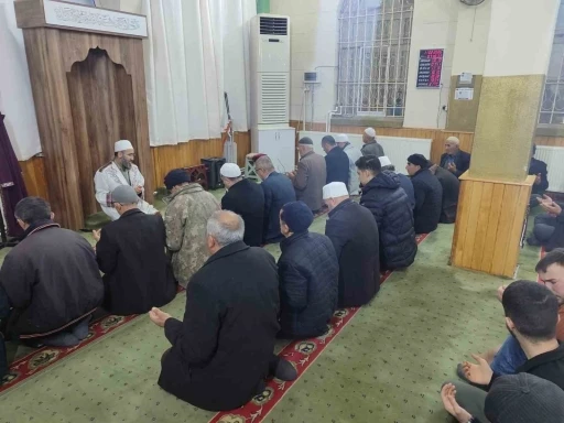 Sabah namazı buluşmaları yoğun ilgi g&ouml;rd&uuml;
