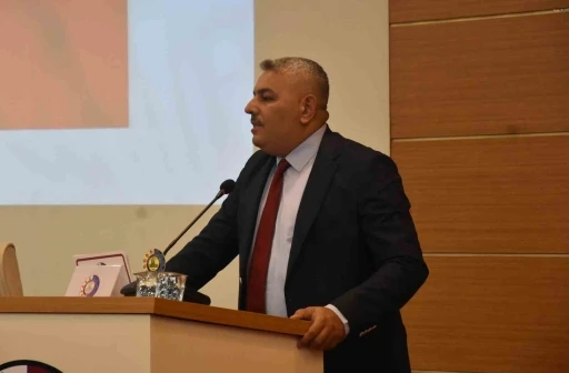 Sadıkoğlu: &quot;Açlık, zulüm ve ölüm tüm insanlığın ayıbıdır&quot;
