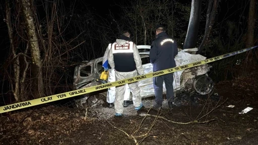 Safranbolu’da feci kaza: Sürücü araçta yanarak hayatını kaybetti

