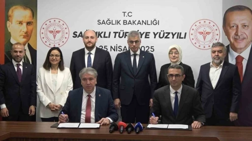 Sağlık Bakanı Memişoğlu: &quot;Herkesin özgür iradesi var. Kimseye baskı yapmıyoruz&quot;
