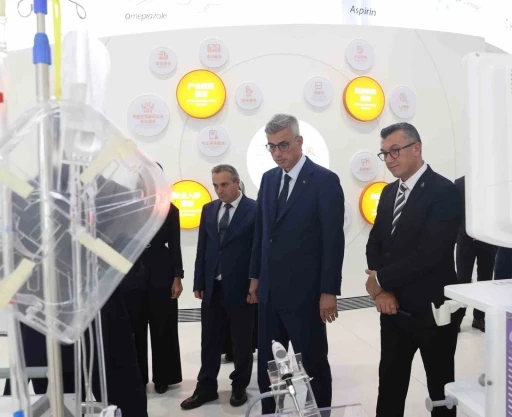 Sağlık Bakanı Memişoğlu: &quot;Türkiye, bilimiyle dünyaya örnek olan bir ülke haline gelmiş durumda&quot;
