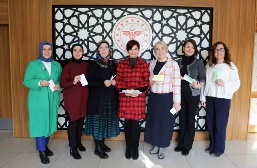 Sağlık &ccedil;alışanlarına mektuplu kanser tarama hatırlatması
