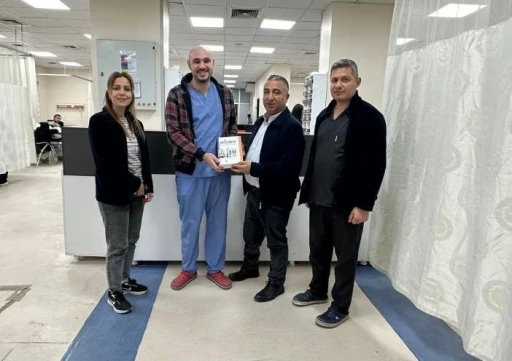 Sağlık-Sen&rsquo;den acil servislere akademik destek: "Acilin El Kitabı" Cizre Devlet Hastanesinde
