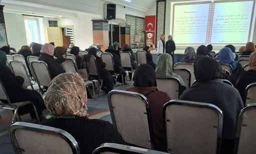 Sağlıklı menopoz okulu eğitimleri başladı
