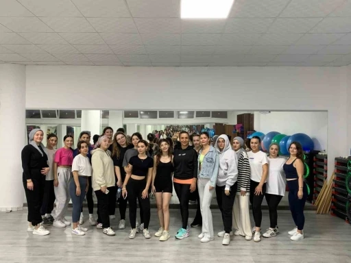 Sağlıklı Yaşam Merkezi, öğrencilerin ilgi odağı oldu
