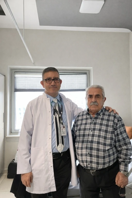 Şah damarındaki darlığa Karotis stent m&uuml;dahalesi

