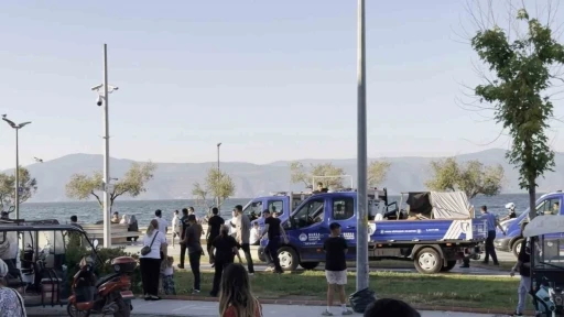 Sahilde seyyar satıcı denetimi

