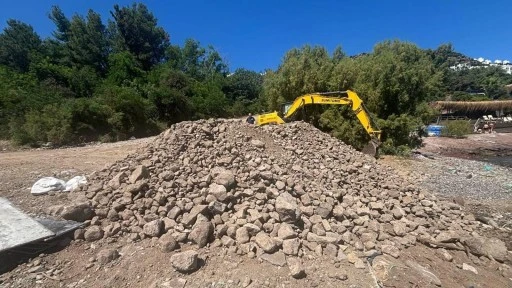 SAHİLE BETON D&Ouml;K&Uuml;M&Uuml;NE 150 BİN TL CEZA