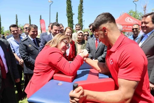 Şahin’in bileği bükülmedi
