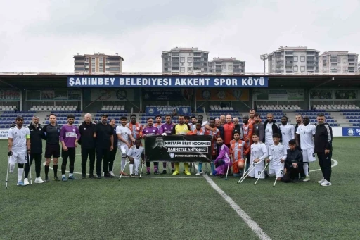 Şahinbey Ampute d&ouml;rt k&ouml;şe 4-0
