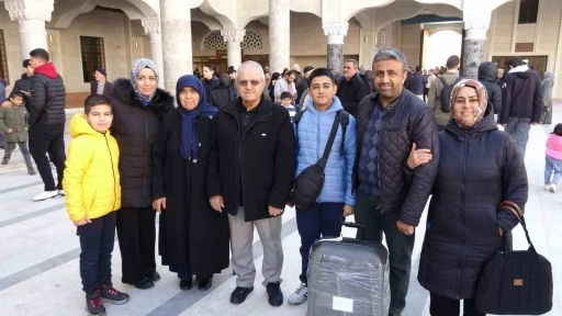 Şahinbey Belediyesi 175 &ouml;ğrenciyi daha umreye g&ouml;nderdi
