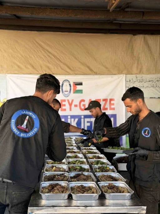 Şahinbey Belediyesi&rsquo;nden Gazze&rsquo;de kardeşlik iftarı
