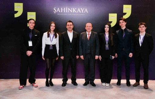 Şahinkaya Girişimcilik Zirvesi 2026 ilham veren konuklarıyla s&uuml;r&uuml;yor
