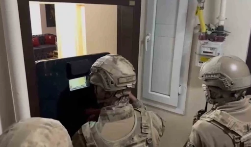 Sahte &ccedil;&uuml;r&uuml;k raporu operasyonunda 38 tutuklama

