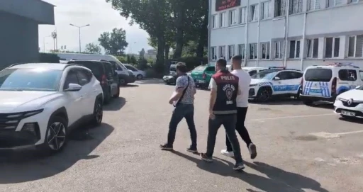 Sahte Dekontla Telefon Aldı, Tutuklandı