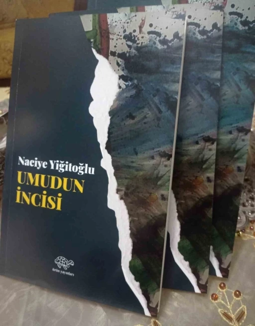 Şair Naciye Yiğitoğlu’nun Umudun İncisi şiir kitabı okuyucunun beğenisine sunuldu
