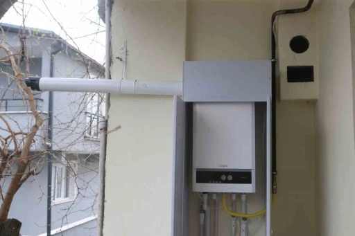 Sakarya Büyükşehir 250 hanede hem yürekleri hem yuvaları ısıttı
