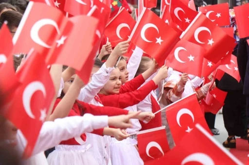 Sakarya’da 23 Nisan coşkusu çeşitli etkinliklerle kutlanıyor
