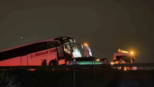 Sakarya&rsquo;da Anadolu Otoyolu&rsquo;nda 16 ara&ccedil;lık zincirleme kaza: 14 yaralı
