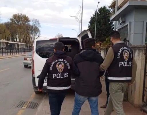 Sakarya emniyeti bir ayda aranan 325 şahsı yakaladı
