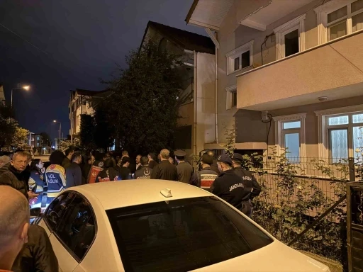 Sakaryalı şehidin baba ocağına Türk bayrağı asıldı
