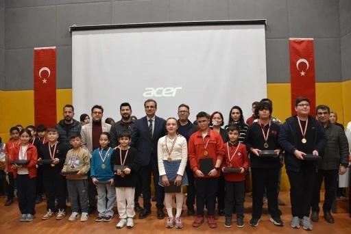 Salihli&rsquo;de akıl ve zeka oyunları heyecanı: 157 &ouml;ğrenci il&ccedil;e finalinde yarıştı
