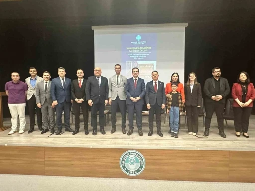 Salihli Kaymakamı G&uuml;ldoğan, geleceğin hukuk&ccedil;ularıyla buluştu

