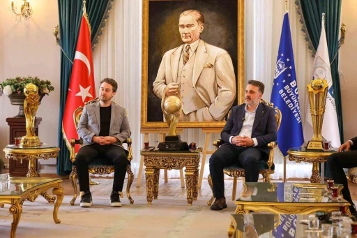 Şampiyon hentbolculardan Başkan Vekili Biba&rsquo;ya ziyaret
