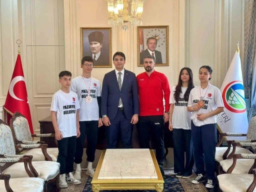 Şampiyonlar Pazaryeri&rsquo;nin gururu oldu

