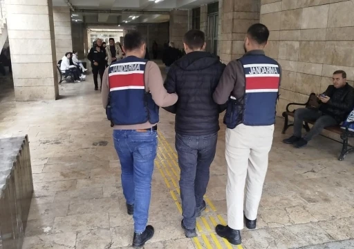 Samsun&rsquo;da 15 yıl cezası bulunan şahıs yakalandı
