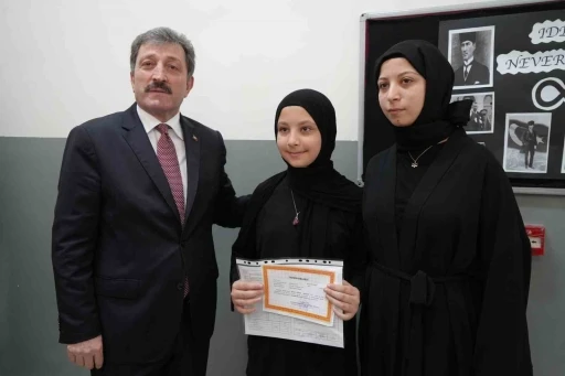 Samsun&rsquo;da 253 bin &ouml;ğrenci karne aldı
